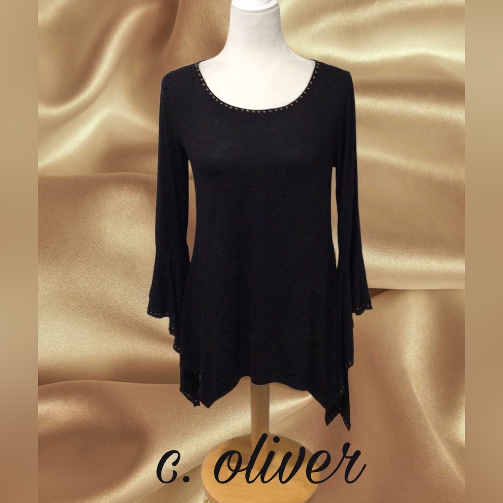 NWT c. oliver Flutter‎ Sleeved Tunic, Black, Stud Edging, Size Medium
